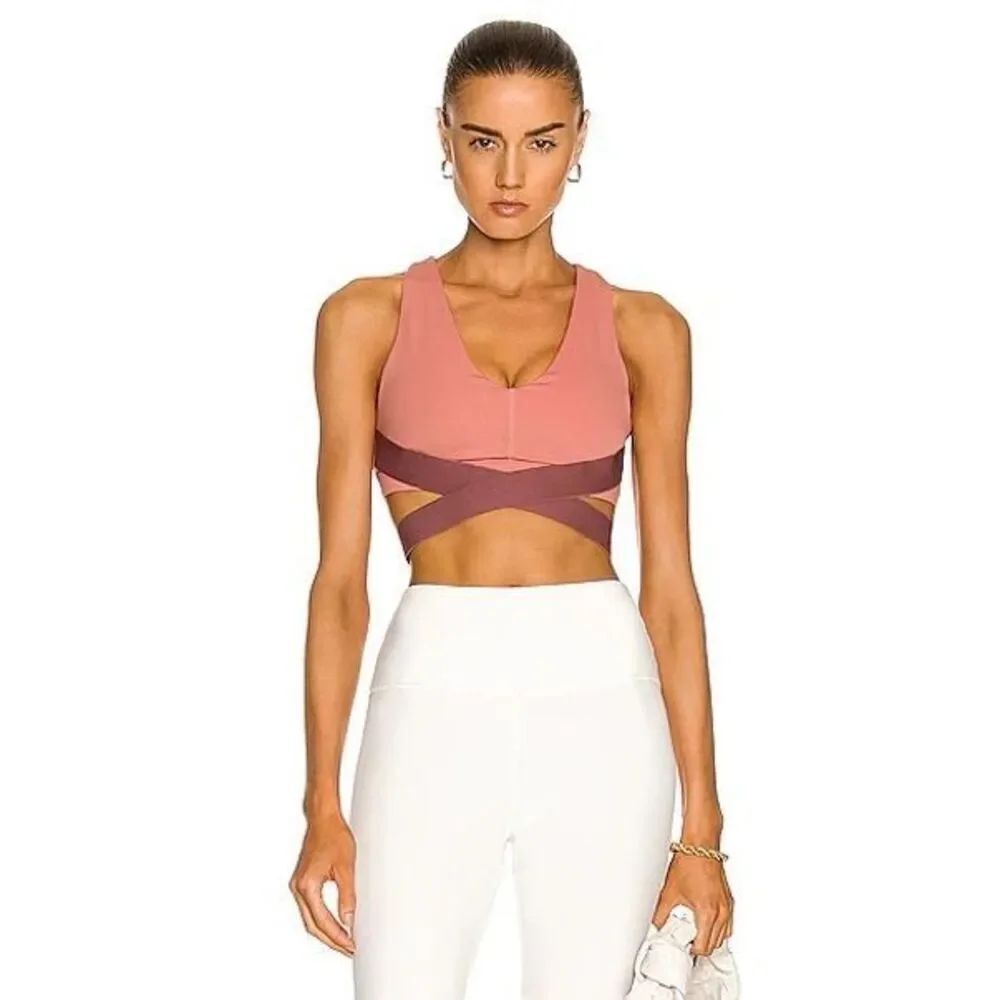 LE ORE Corso Crossover Sports Bra size Medium
